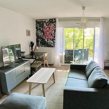 T2 Florescence Proche Montpellier Parking Castelnau-le-Lez Εξωτερικό φωτογραφία