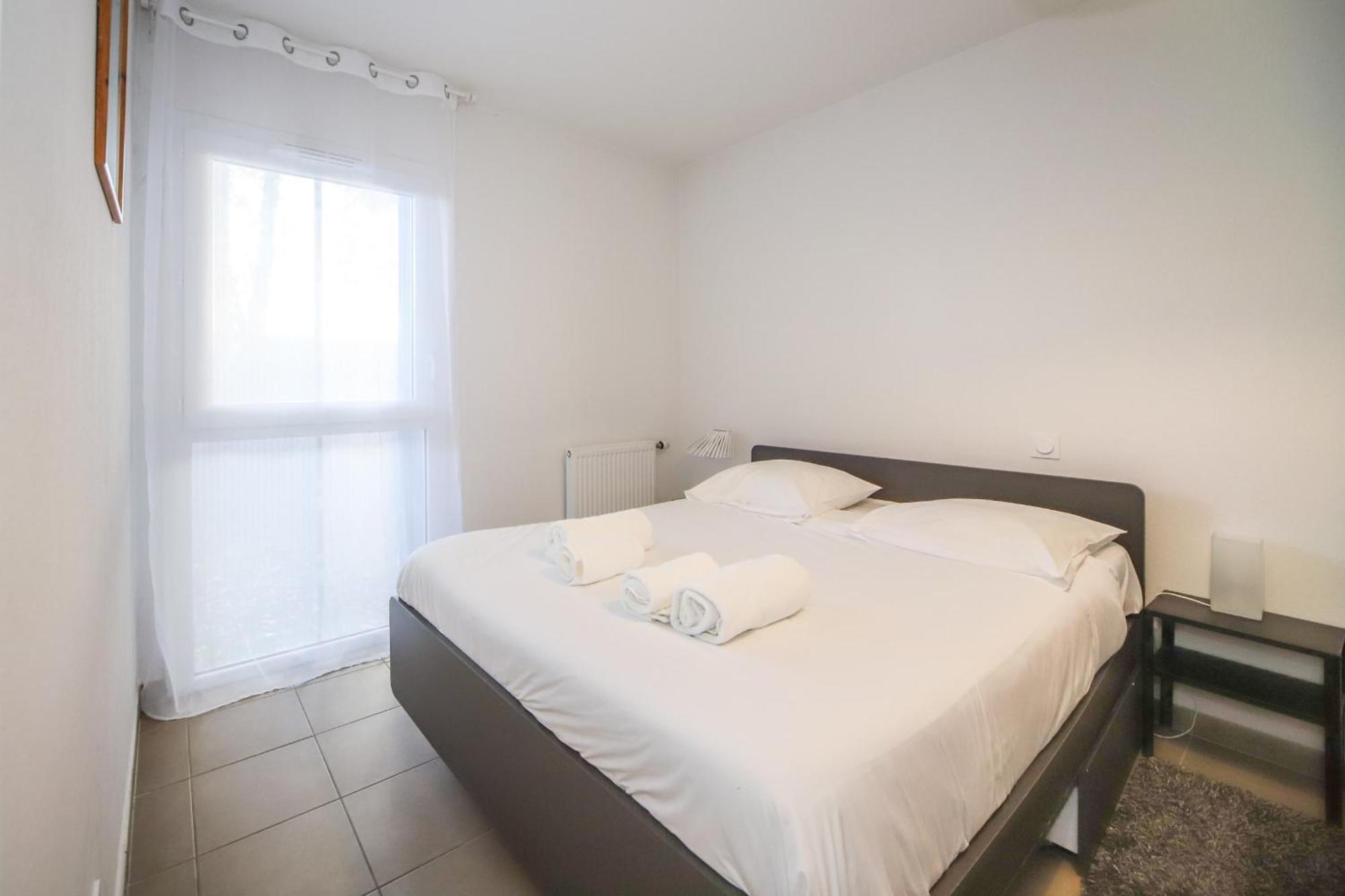 T2 Florescence Proche Montpellier Parking Castelnau-le-Lez Εξωτερικό φωτογραφία