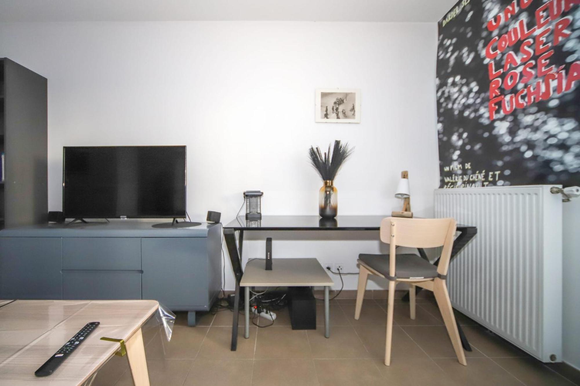 T2 Florescence Proche Montpellier Parking Castelnau-le-Lez Εξωτερικό φωτογραφία